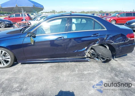 2014 Mercedes-Benz E 350 z USA, uszkodzony, nr VIN WDDHF5KB2EA897942